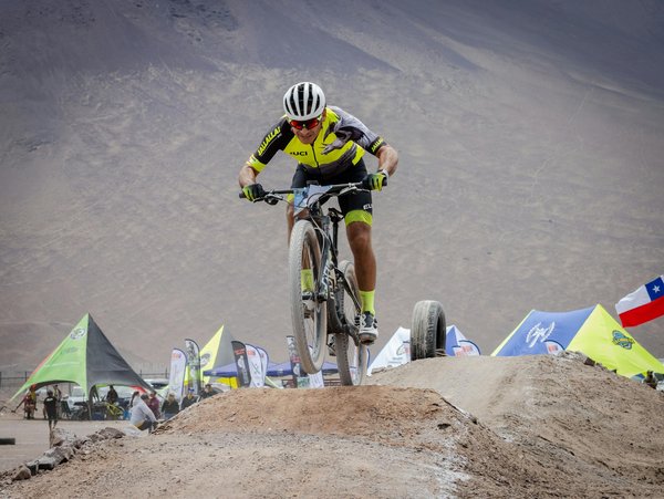 Comment s'y prendre pour revendre légalement vos billets de football